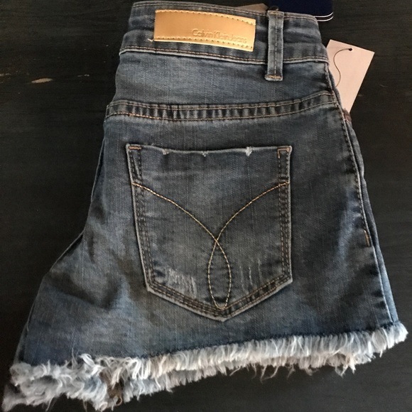 NWT Calvin Klein Boyfriend Jean Shorts Girls 10 - Picture 3 of 5